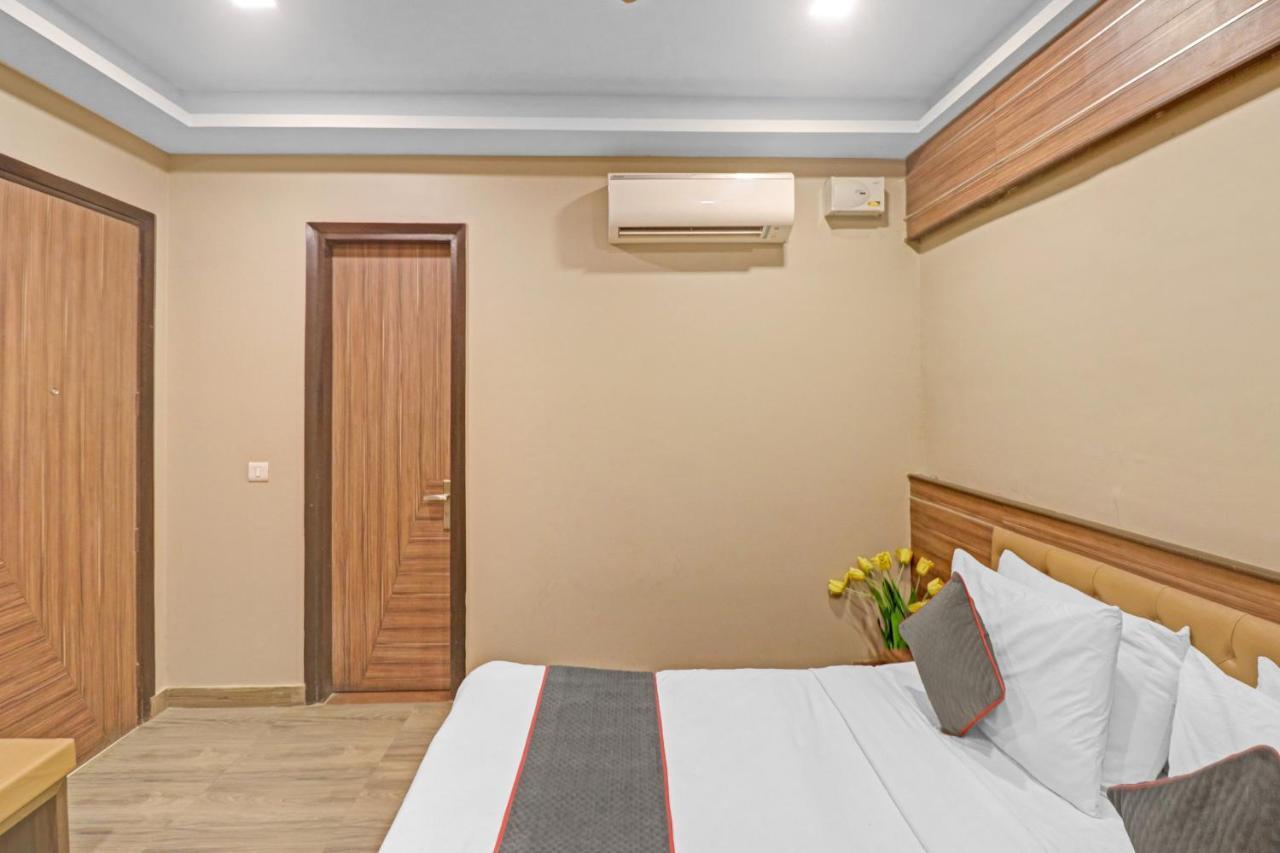Townhouse 450 Dwarka Hotel Delhi  Ngoại thất bức ảnh