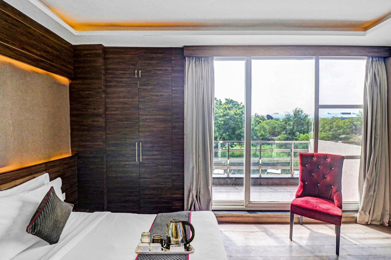 Townhouse 450 Dwarka Hotel Delhi  Ngoại thất bức ảnh